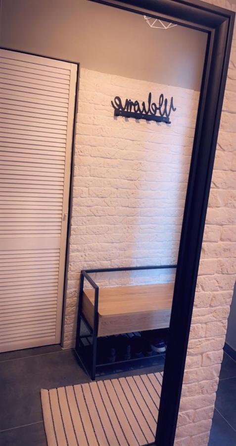 Lovely 2 Rooms Apartment In The Center Of The City Bucureşti Exterior foto
