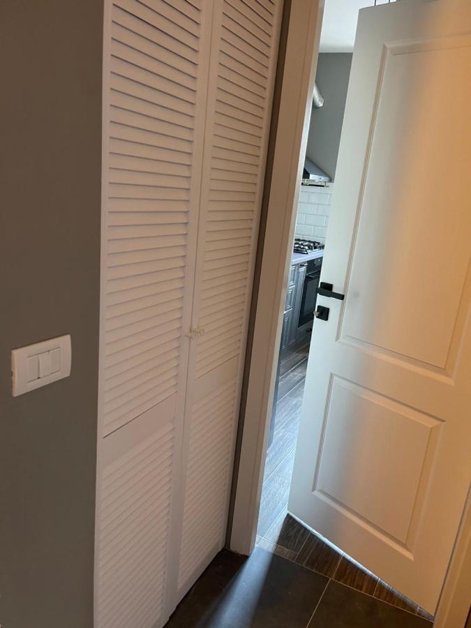 Lovely 2 Rooms Apartment In The Center Of The City Bucureşti Exterior foto