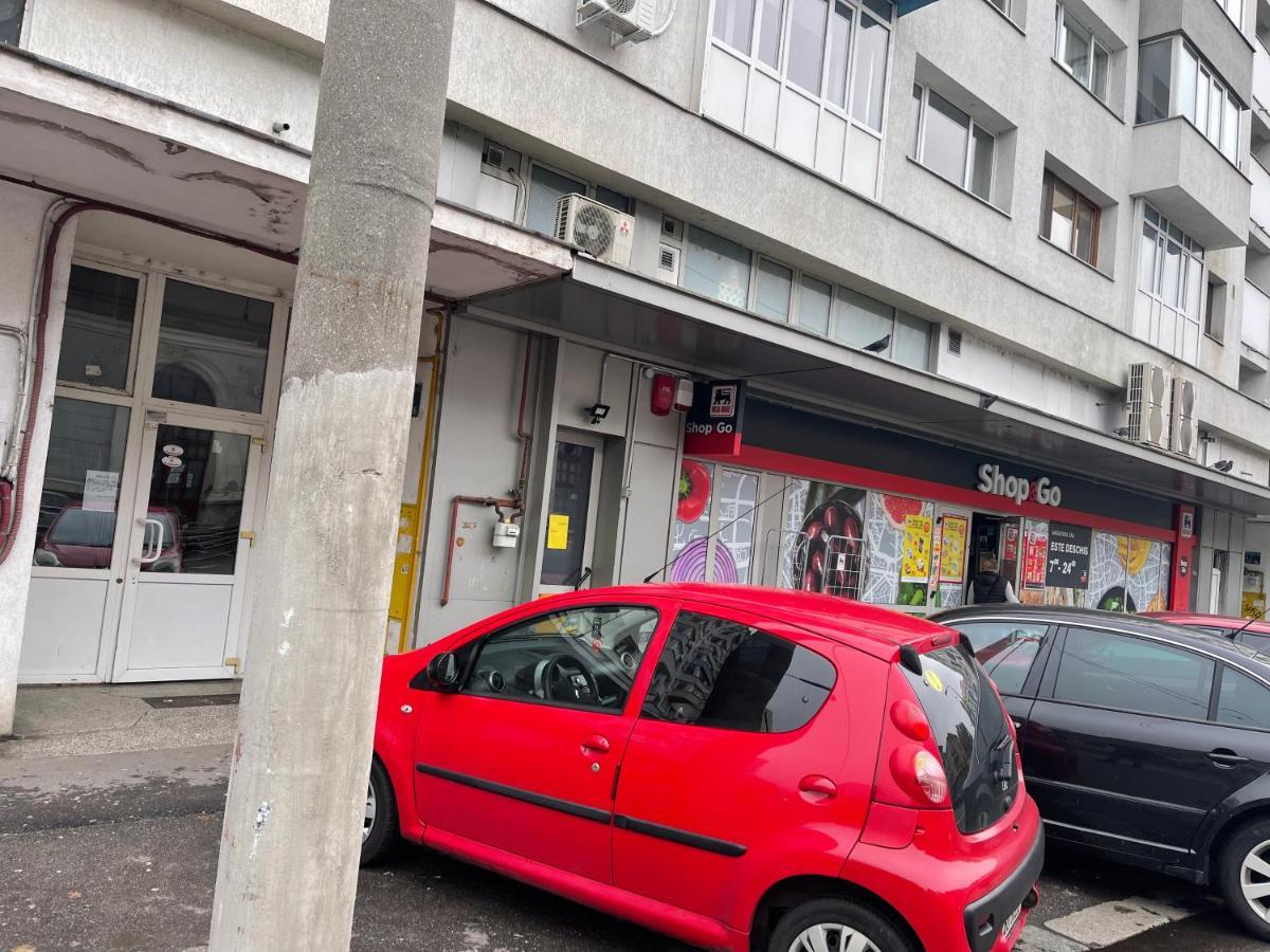 Lovely 2 Rooms Apartment In The Center Of The City Bucureşti Exterior foto
